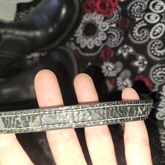 Harley-Davidson Black Crossbody Bag with Silver Chain - Picture 5 of 12